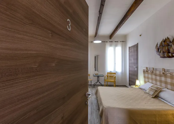 Alguer Guest House 3*