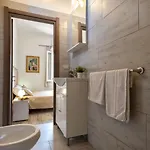 فندق مبيت وإفطار Alguer Guest House 3*