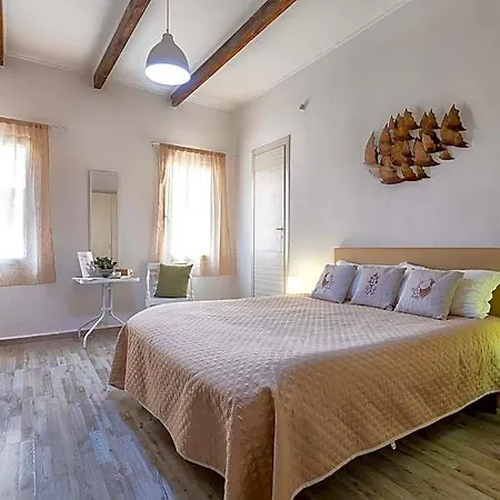 Alguer Guest House לינה וארוחת בוקר