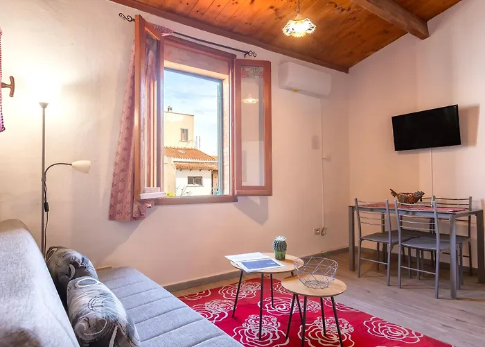 Alguer Guest House 3*